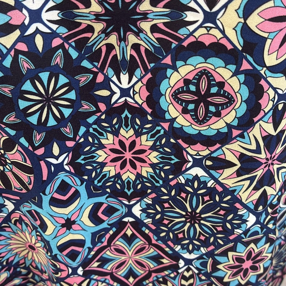 EMERY ROSE XXL TOP - Picture 2 of 12